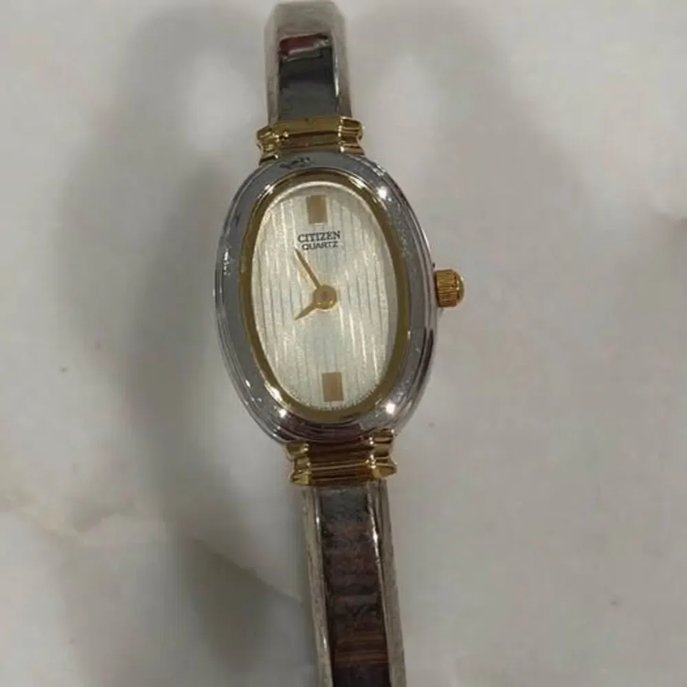 Vintage Citizen Women's Two-Tone Bangle | Gold & Silver Tone | Quartz Watch